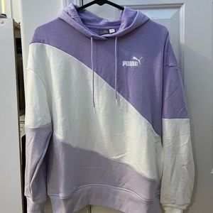 WORN ONCE Puma hoodie. Light weight material.